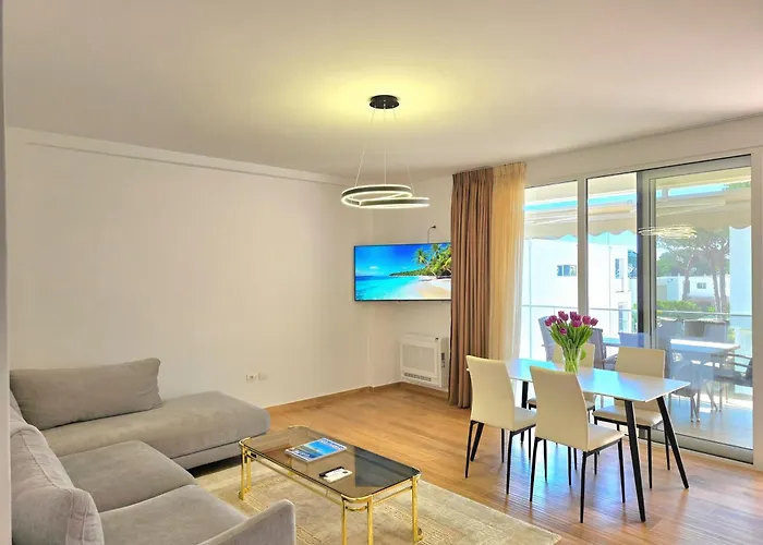 Bay Breeze 293 *