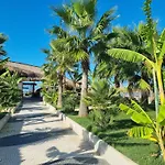 Bay Breeze 293 * Plazhi San Pietro