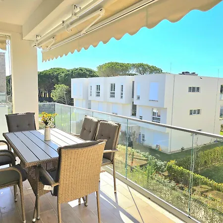 Апартаменты Bay Breeze 293 *