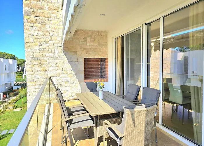 Bay Breeze 293 아파트 *